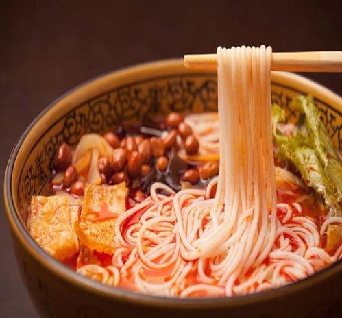 飞哥爆料螺蛳粉视频,螺蛳粉制作全过程大揭秘  第2张 飞哥爆料螺蛳粉视频,螺蛳粉制作全过程大揭秘  第2张