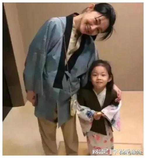 娱乐圈爆料瓜还没吃够,瓜还没吃够,新瓜即将来袭!  第2张 娱乐圈爆料瓜还没吃够,瓜还没吃够,新瓜即将来袭!  第2张
