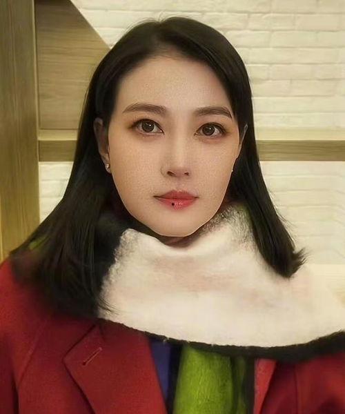 圈内人爆料周海媚视频,圈内人揭秘不为人知的幕后故事  第3张