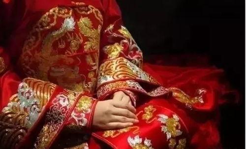 爆料妈妈嫁衣视频大全集,温馨感人,见证成长与变迁的感人瞬间  第2张 爆料妈妈嫁衣视频大全集,温馨感人,见证成长与变迁的感人瞬间  第2张